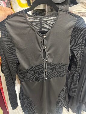 Black Zebra-Accent Long Sleeve Dress